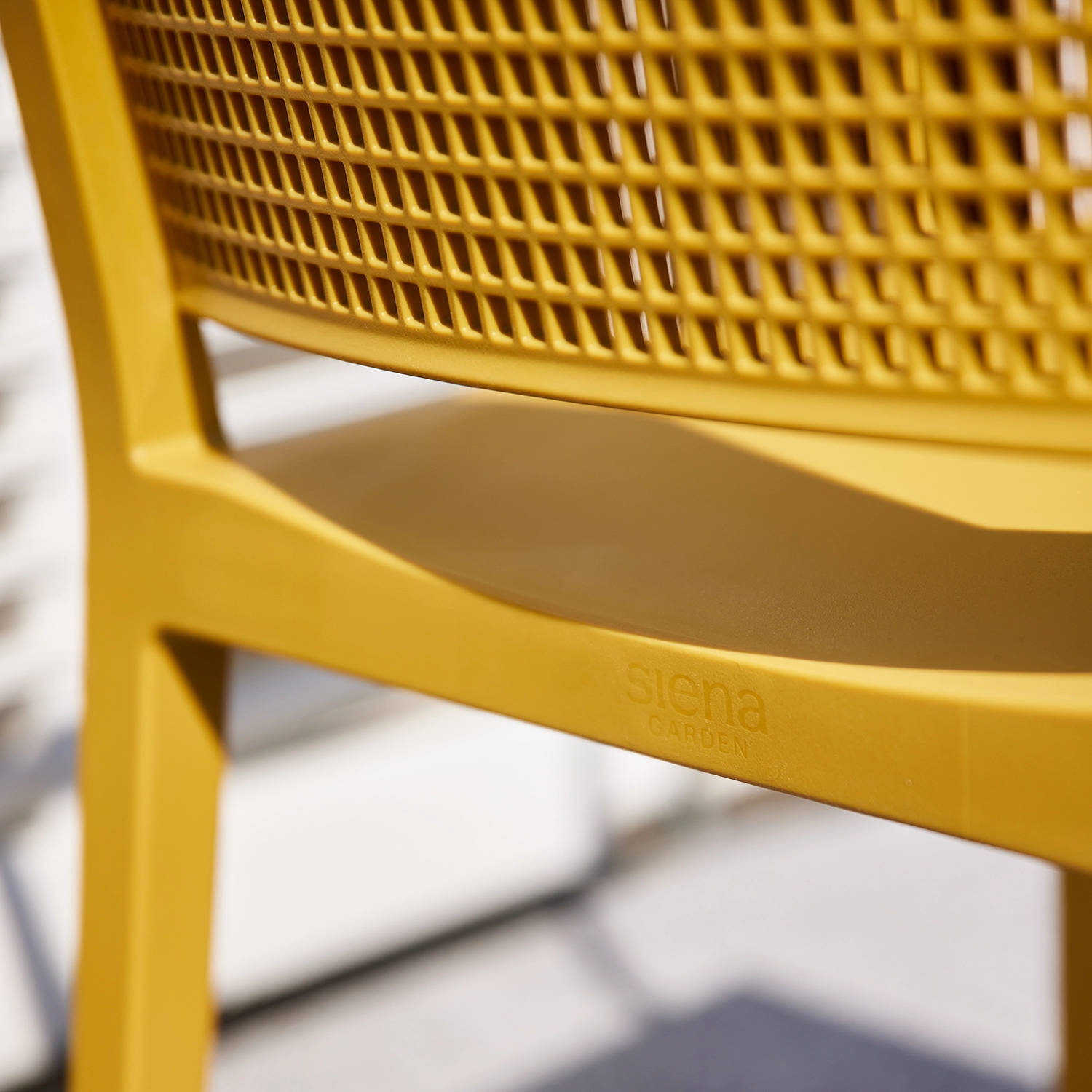 Gartensessel stapelbar Urban Lights Square mustard