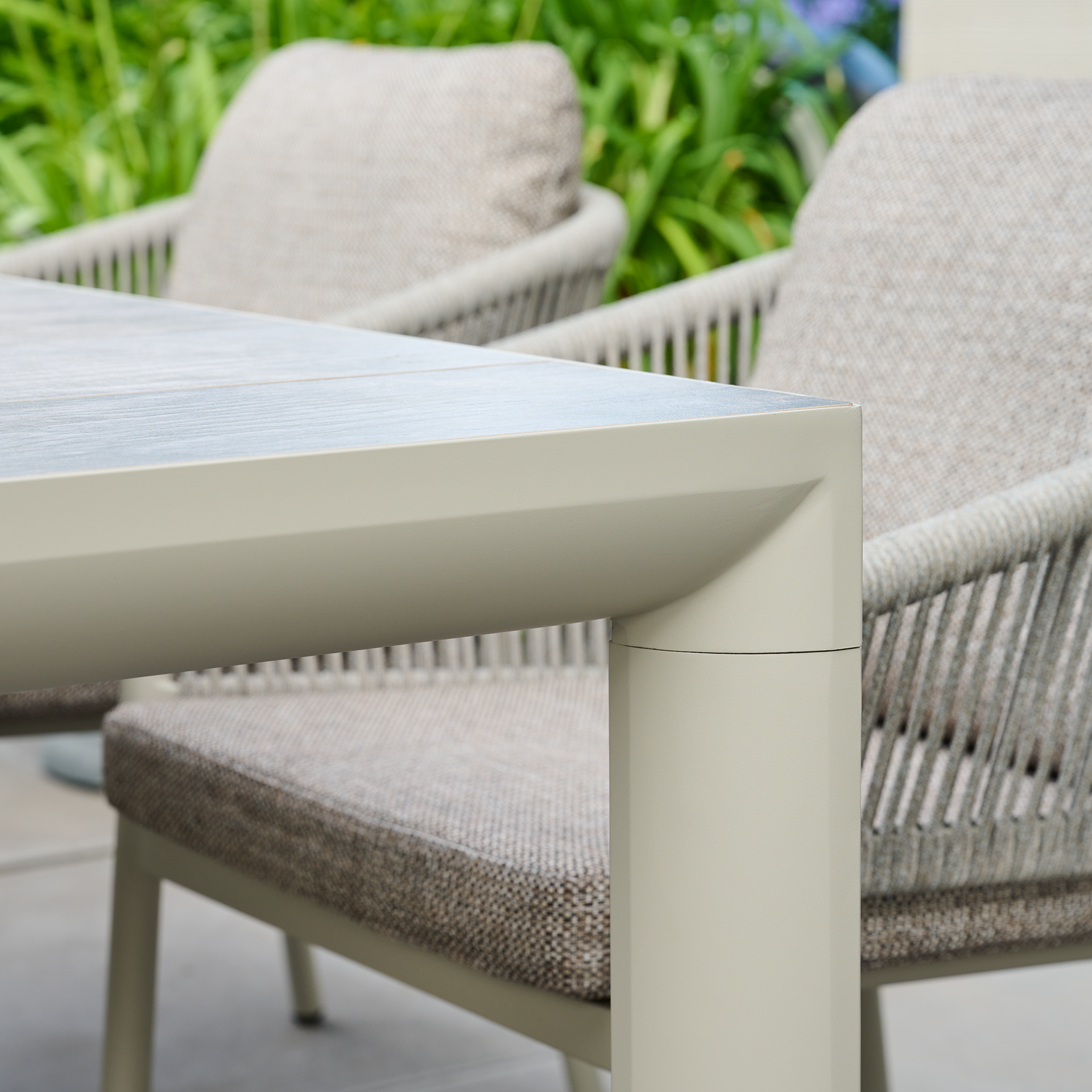 Gartentisch SILVA matt seidengrau / Keramik | Esst...