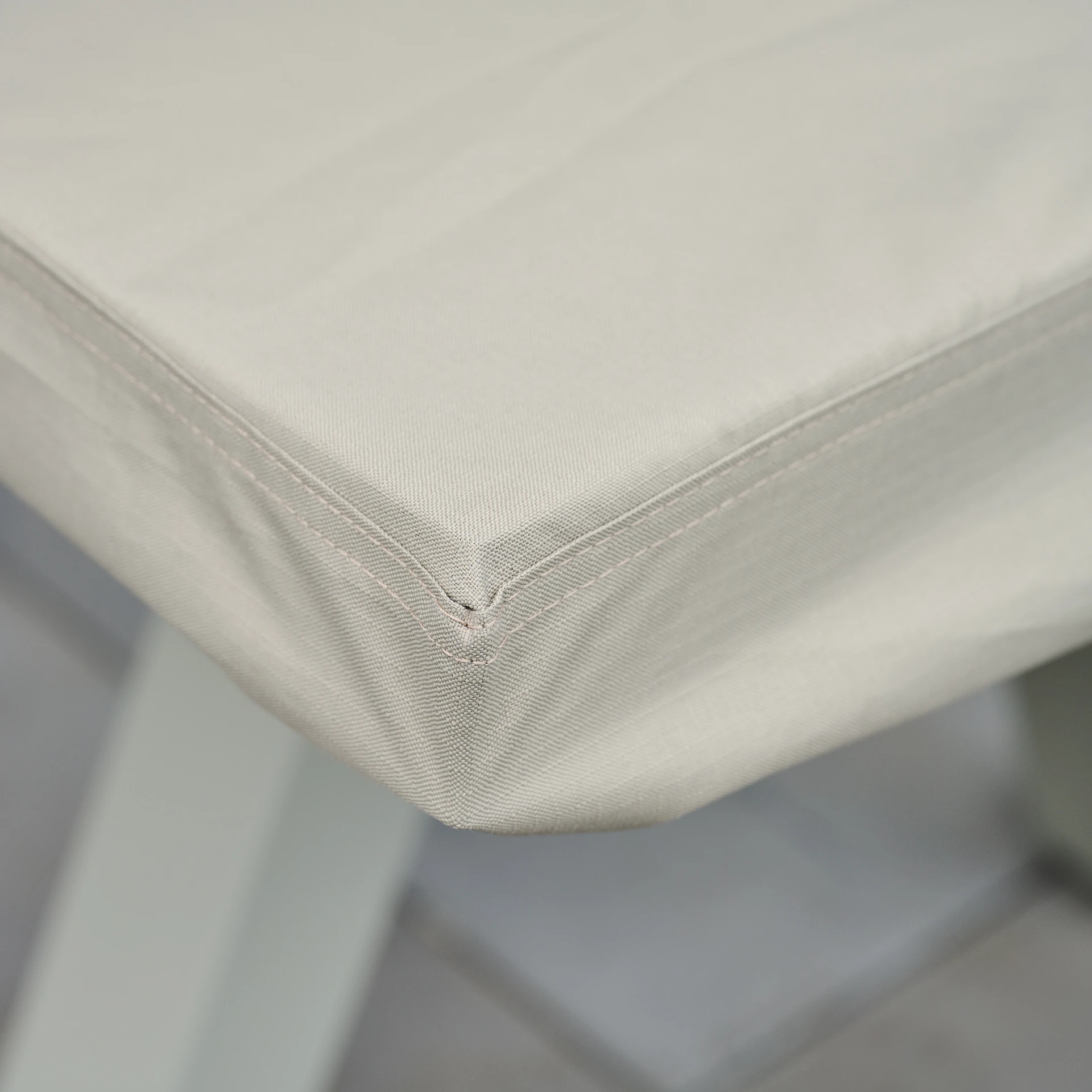 Schutzhülle Plus Gartentisch | 220 x 110 x 15 cm