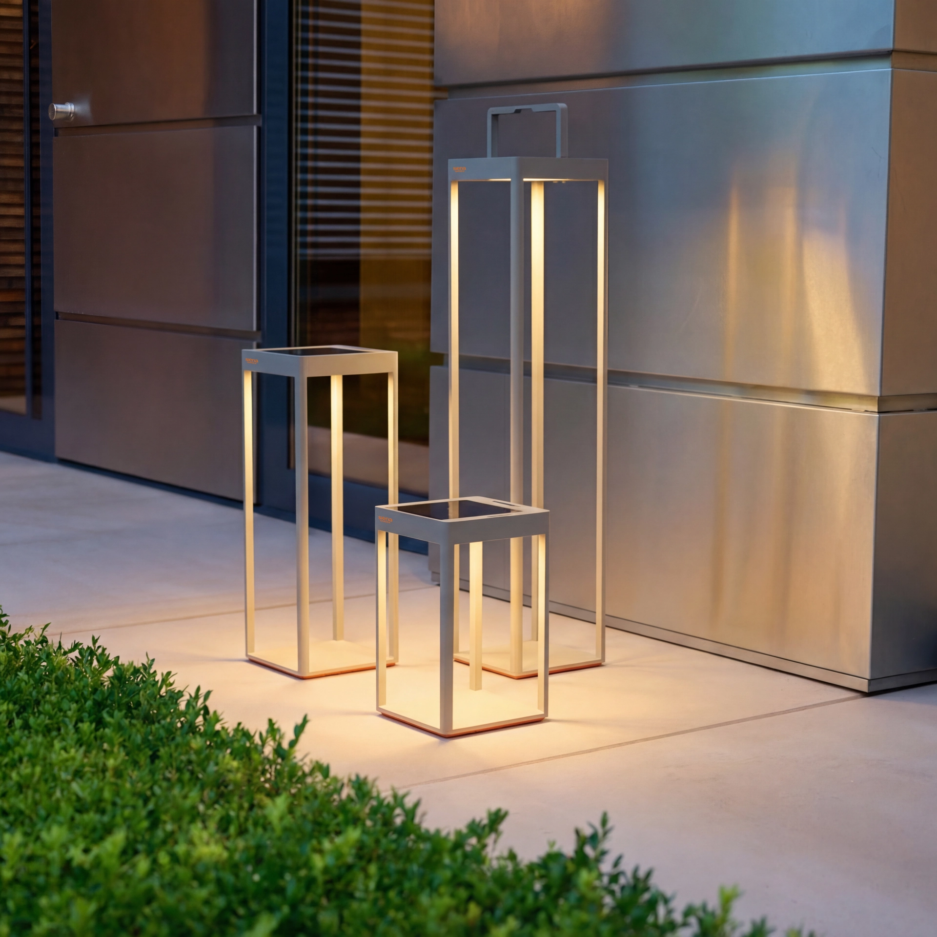 Gartenleuchte | WEGA Solarlaterne 18,5 x 18,5 x 30...