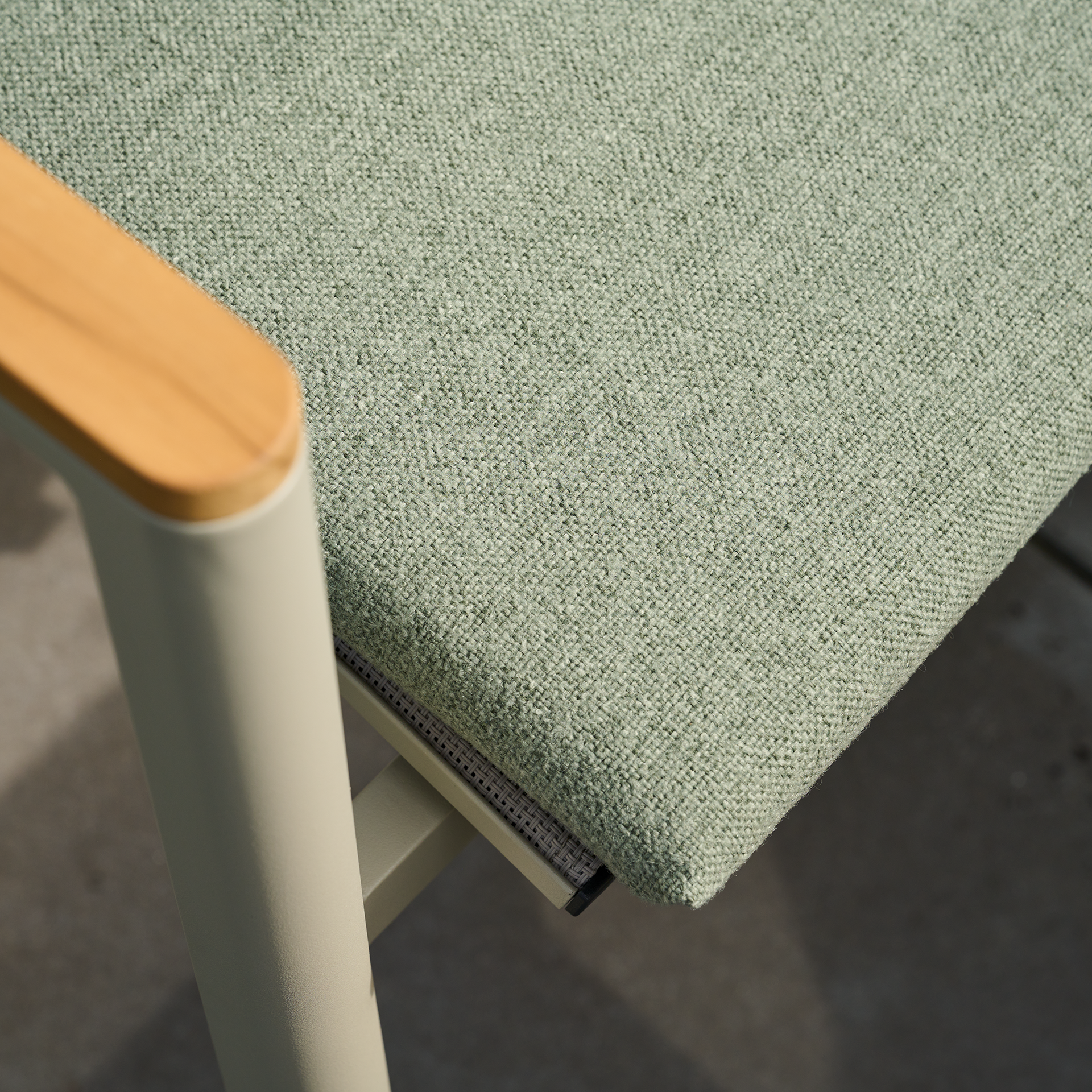 COLORFUL Sesselauflage | vetiver | 100 cm