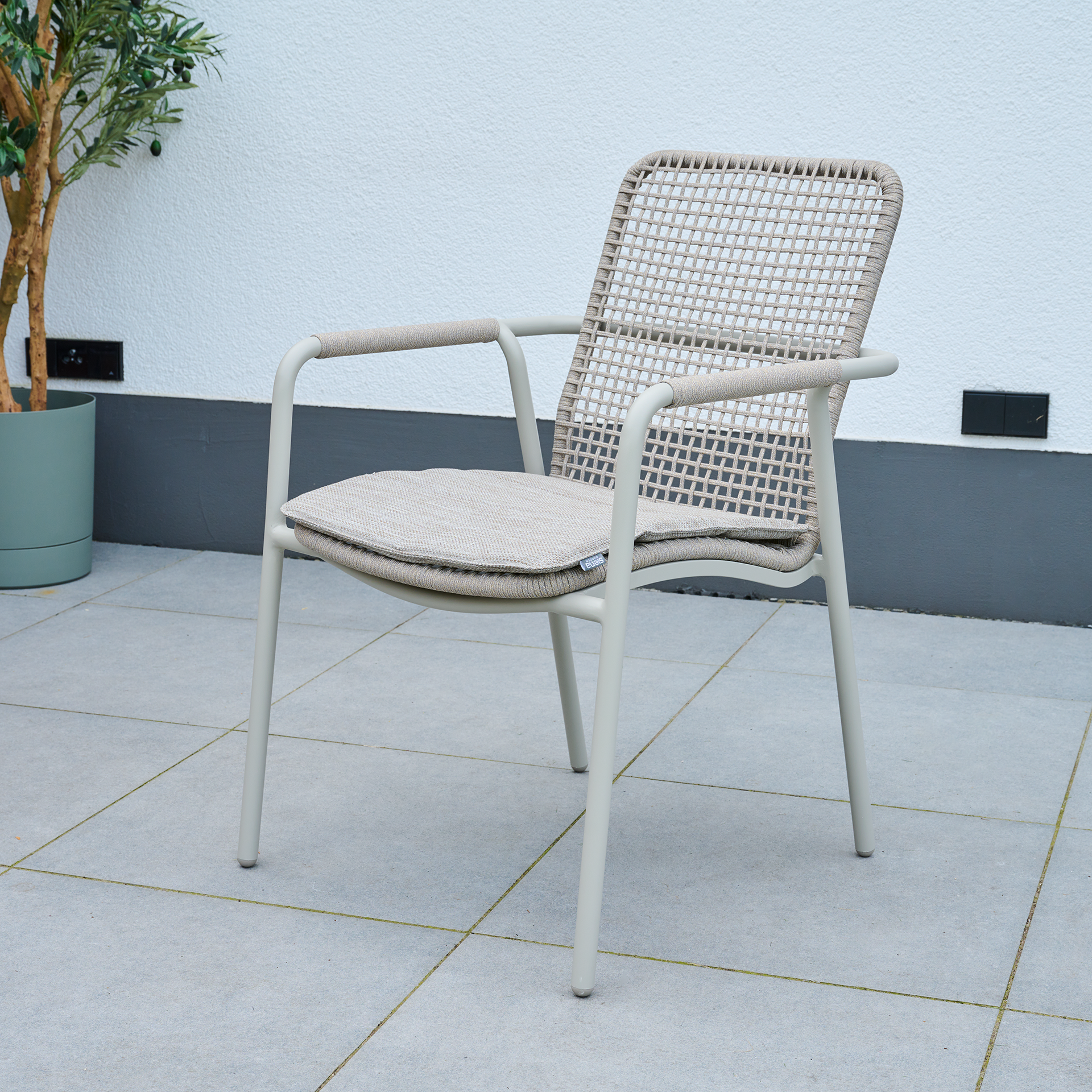 REPTON Stapelsessel | inkl. Kissen | taupe grau /s...