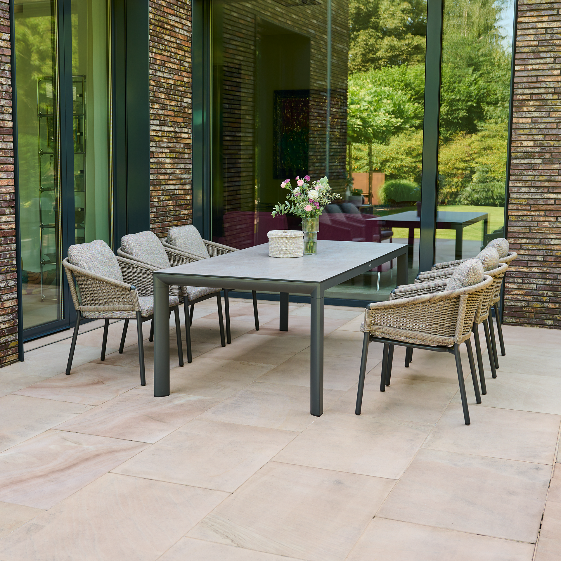 MERANO Stapelsessel | inkl. Kissen | taupe / anthr...