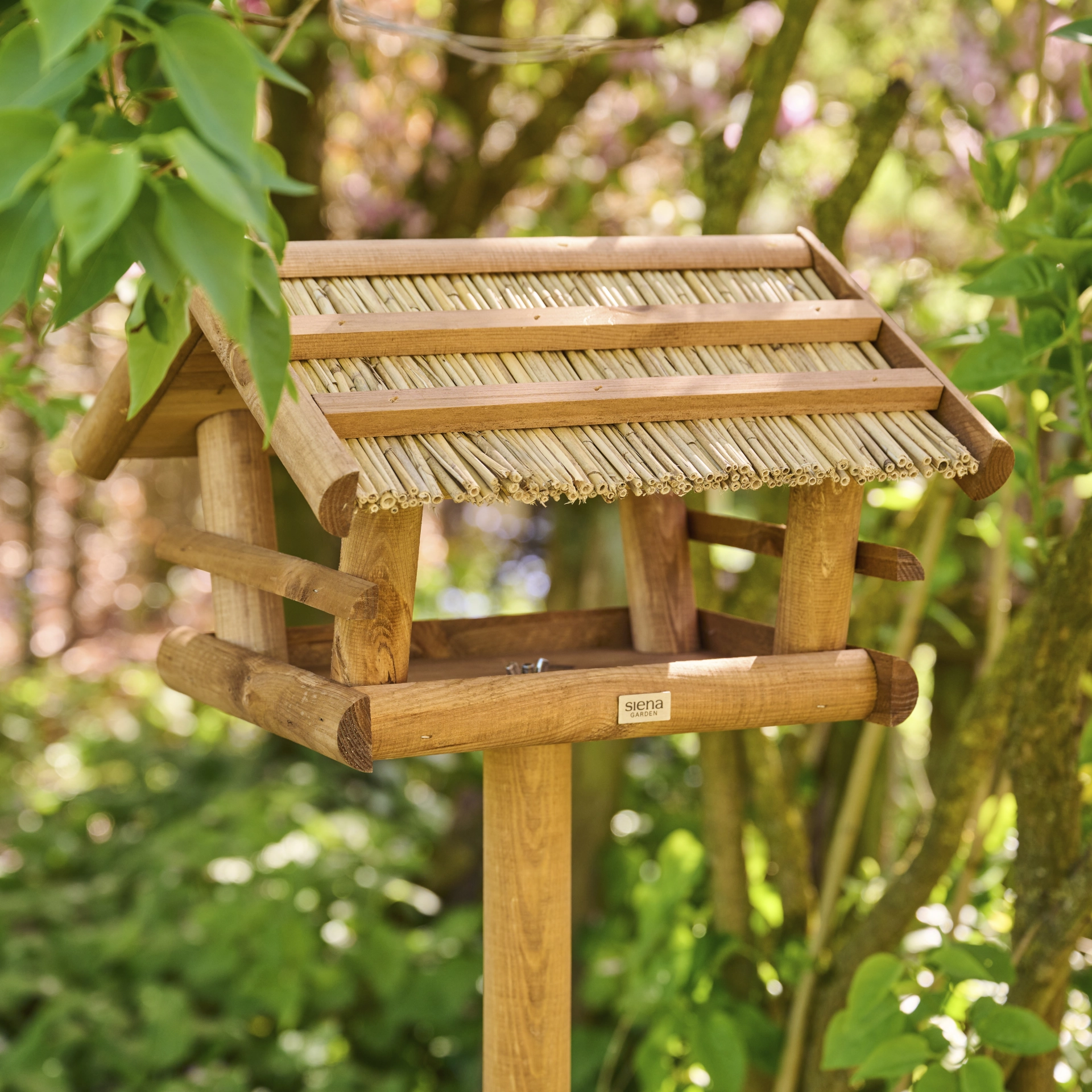 Vogelhuizen | Vogelhuis Tino met standaard | SIENA...