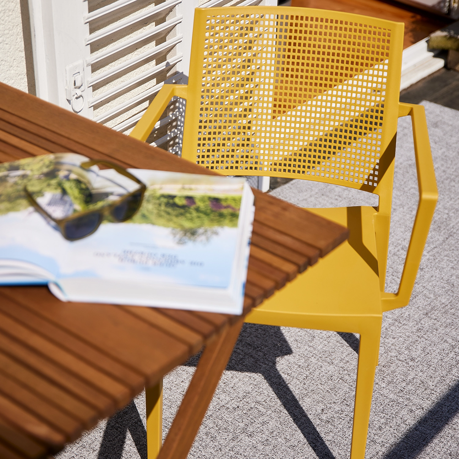 Gartensessel stapelbar Urban Lights Square mustard