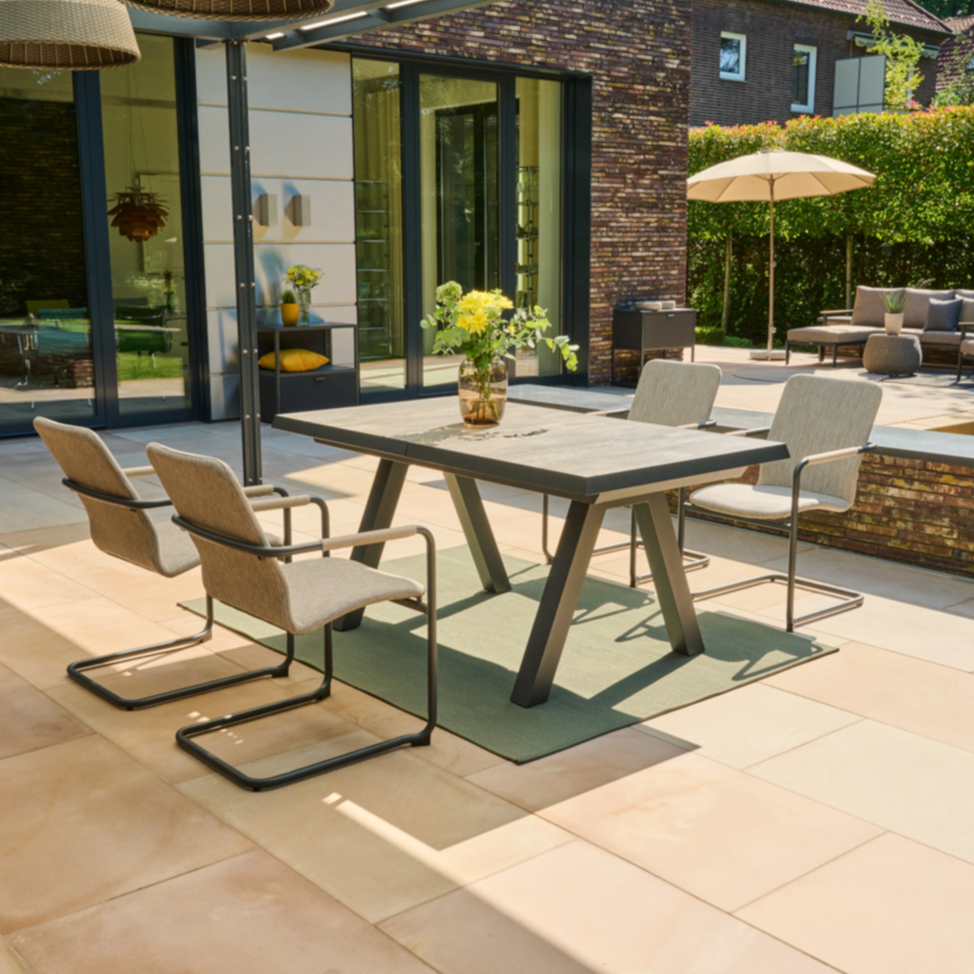 TIRANA / REPTON Gartenmöbelset | 4 Sitzplätze | washed grey / mix taupe