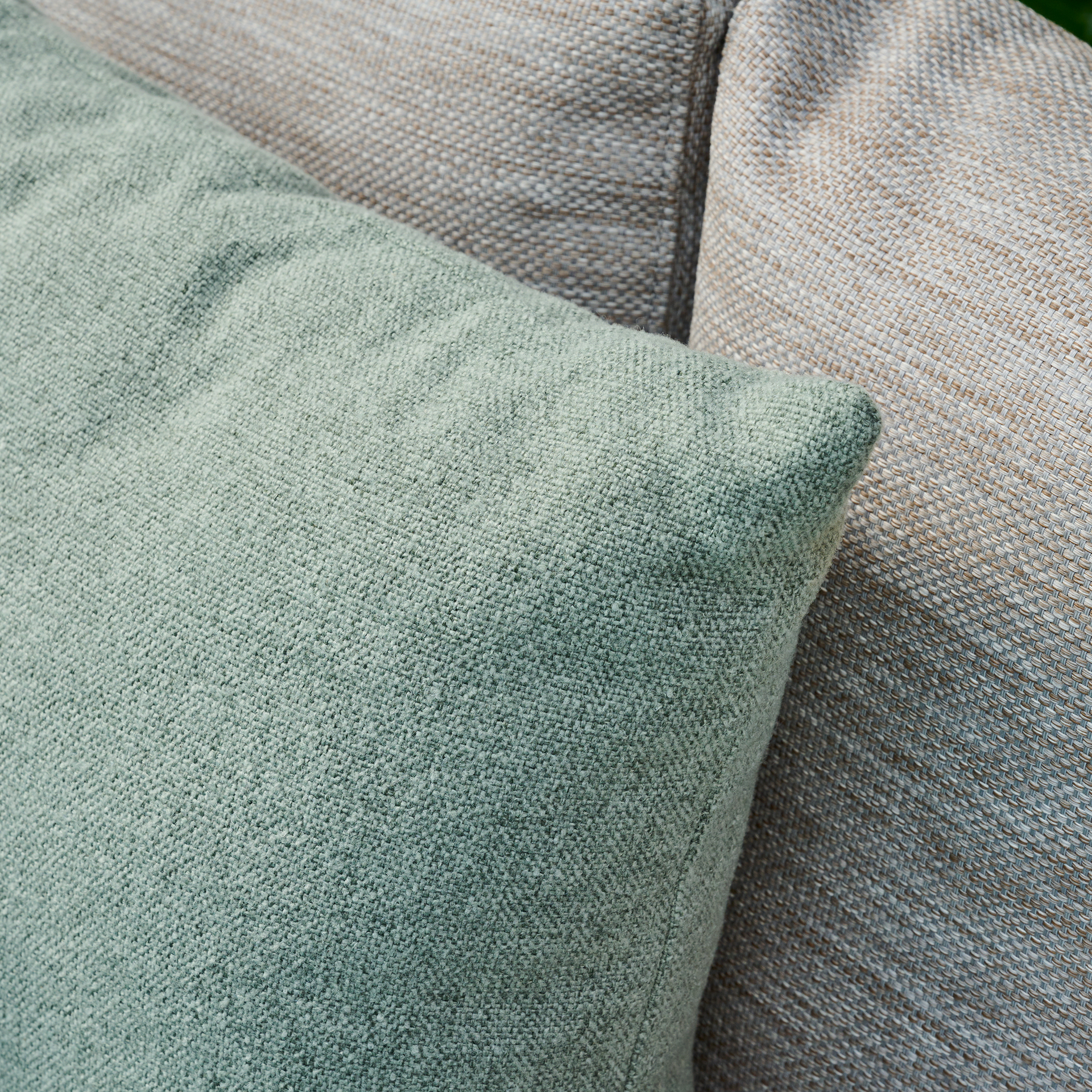 COLOURFUL Dekokissen | 50 x 50 cm | vetiver