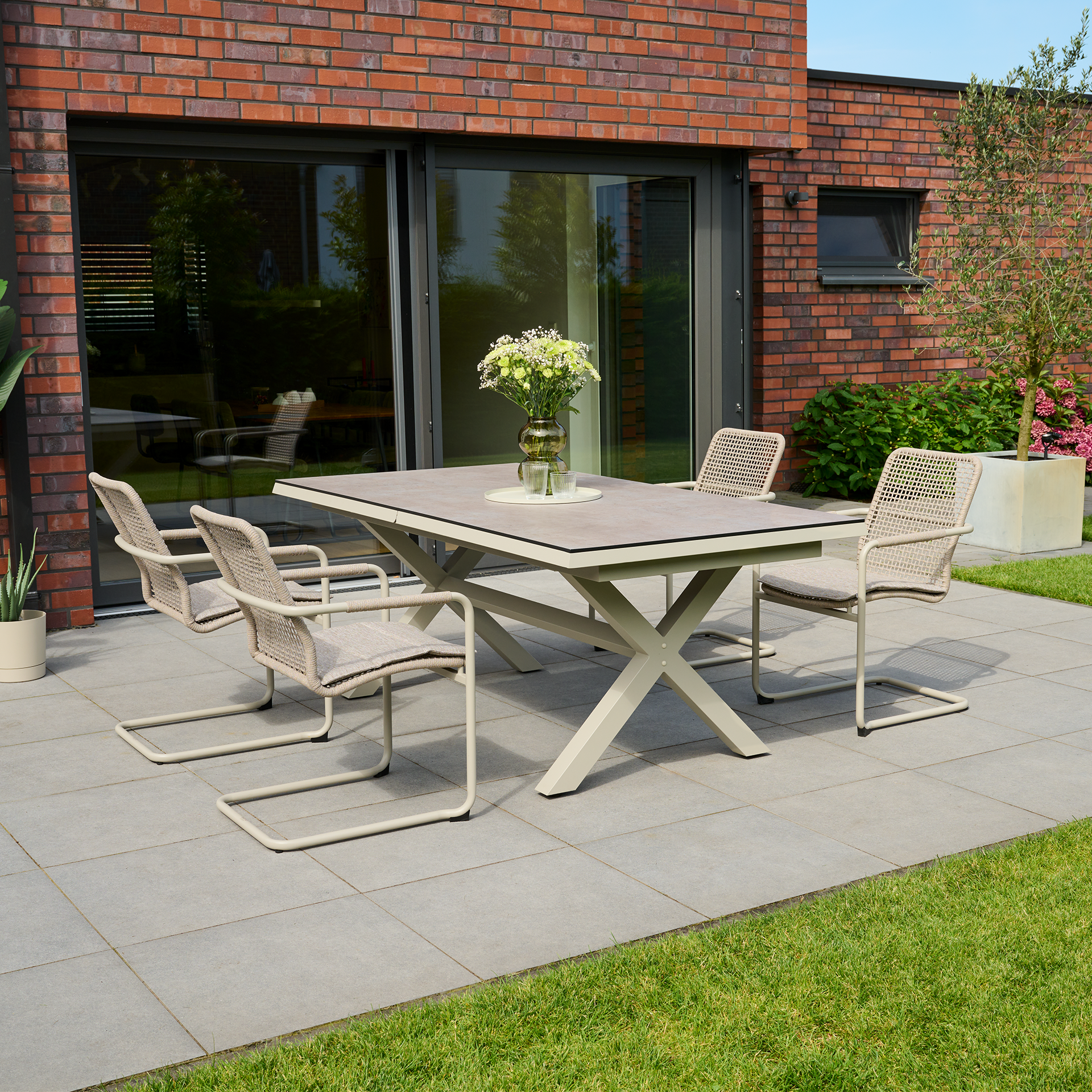 Ausziehtisch SINCRO matt seidengrau / HPL | Garten...