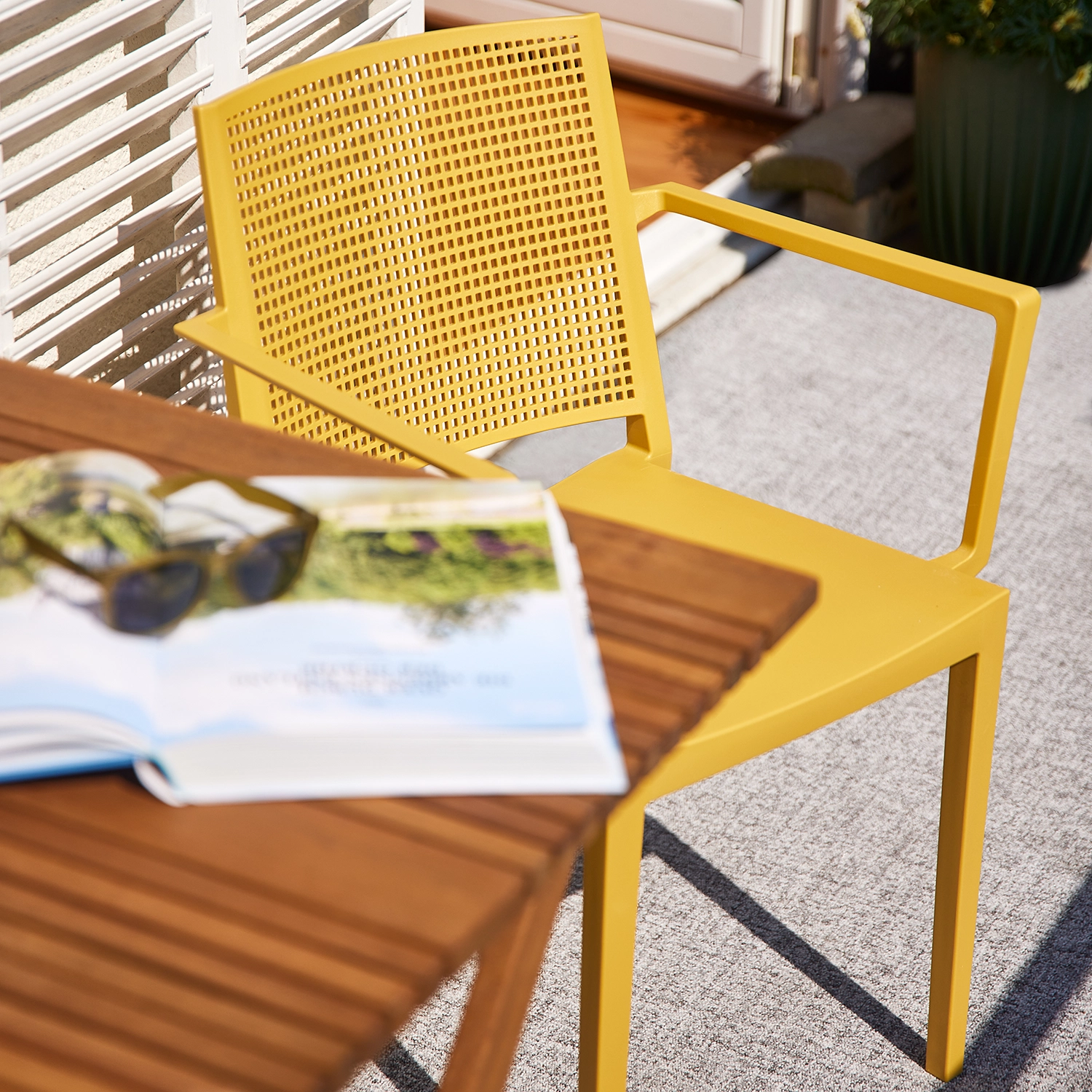 Gartensessel stapelbar Urban Lights Square mustard