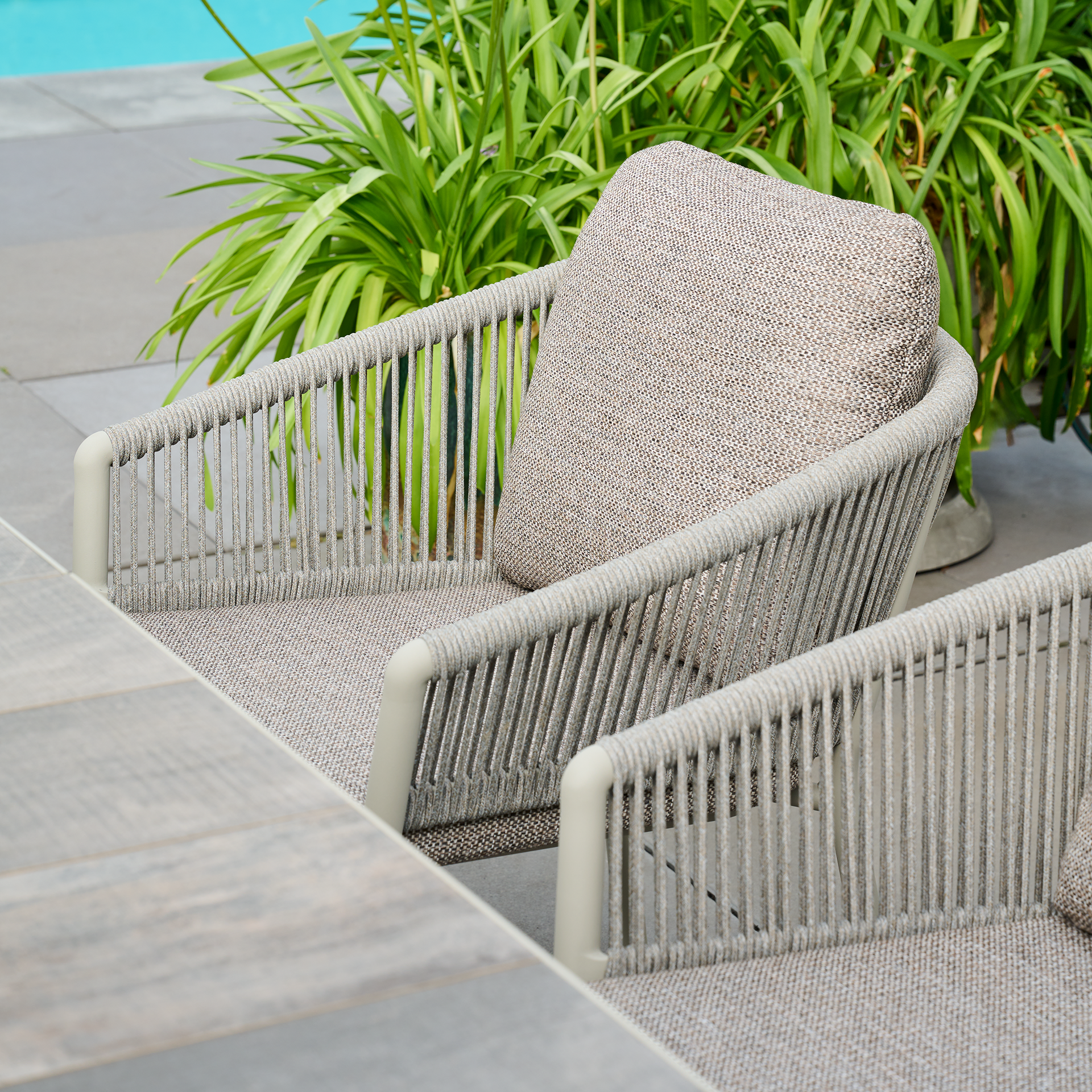 MERANO Stapelsessel | inkl. Kissen | taupe grau / ...